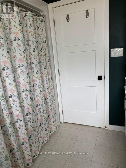 407 KING STREET - 13
