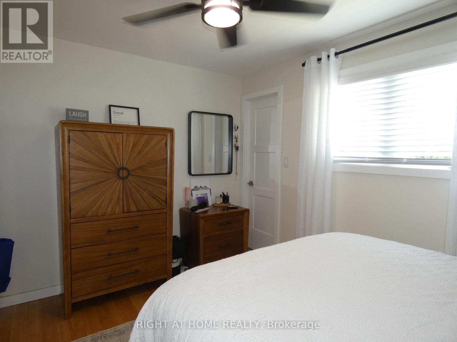407 KING STREET - 9