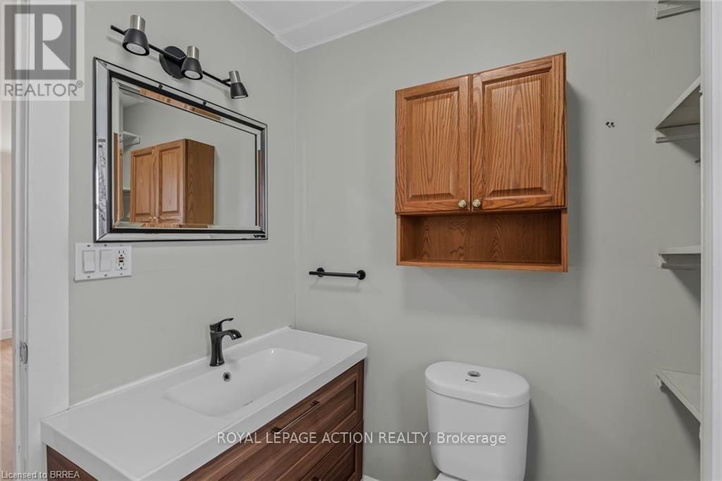 39 SANDERSON STREET - 23