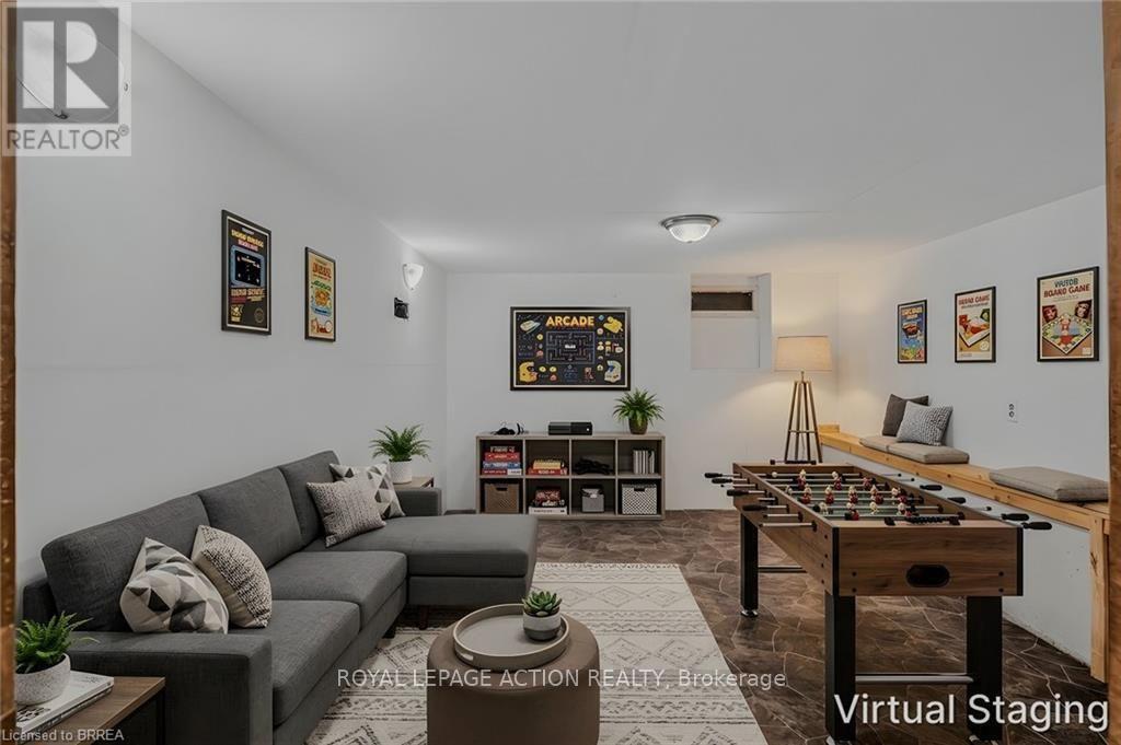 39 SANDERSON STREET - 28