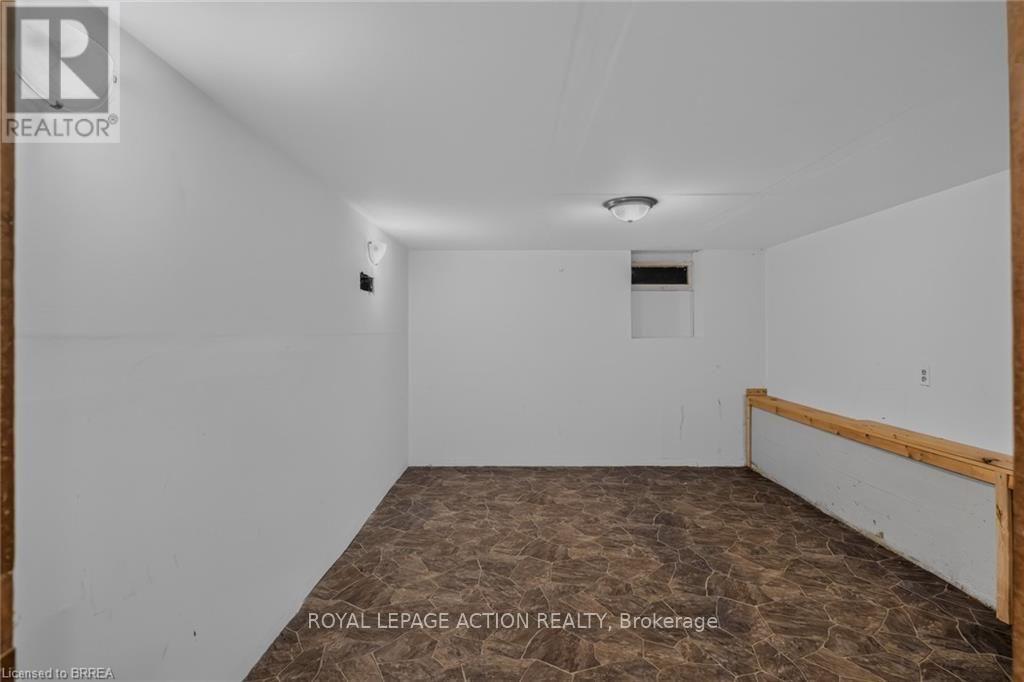 39 SANDERSON STREET - 29