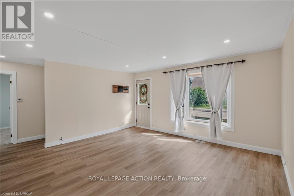 39 SANDERSON STREET - 9