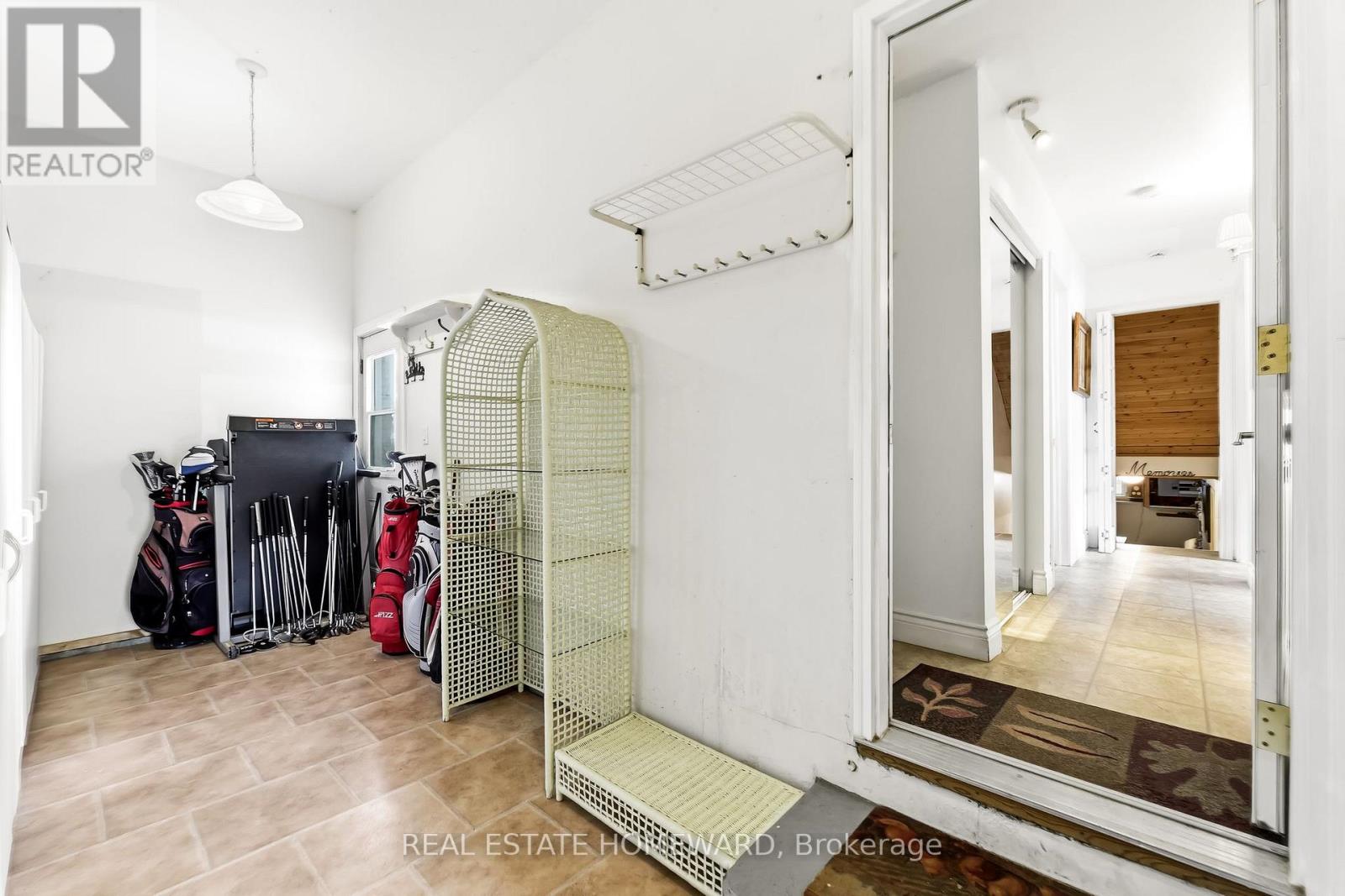 120 HARBOUR STREET - 28