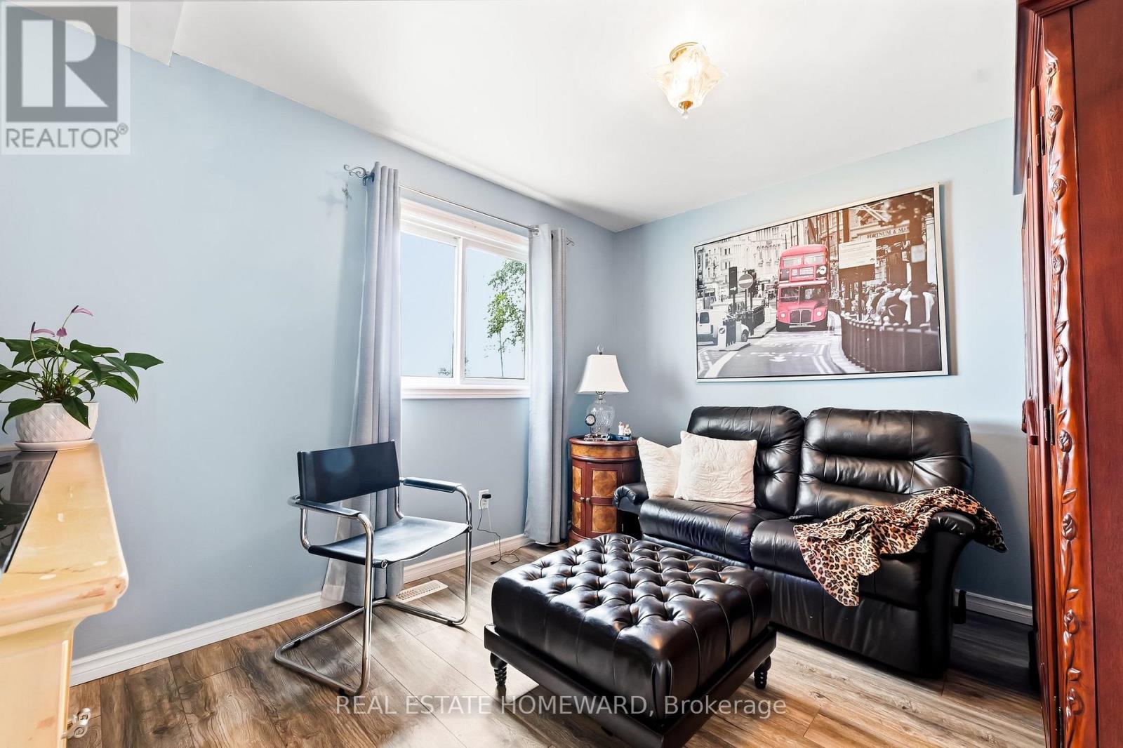 120 HARBOUR STREET - 33