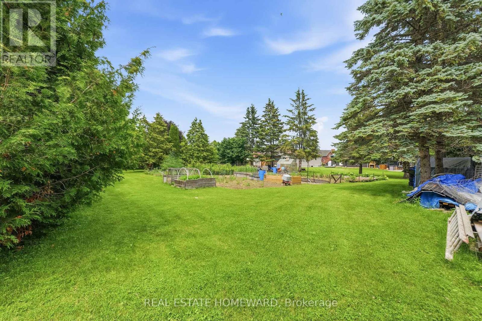 120 HARBOUR STREET - 36