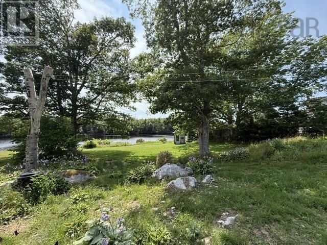 8274 7 Highway - 13
