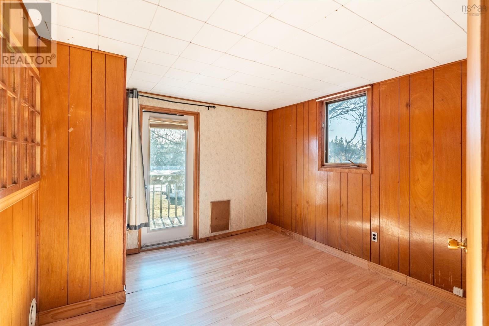 8274 7 Highway - 32