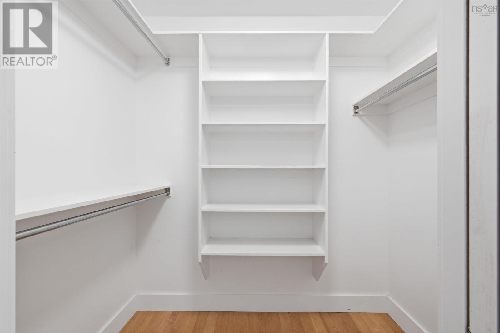 167 Amesbury Gate - 26