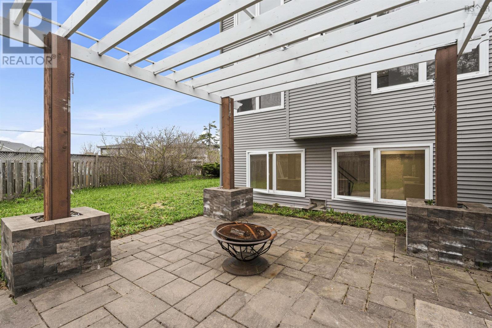 167 Amesbury Gate - 48