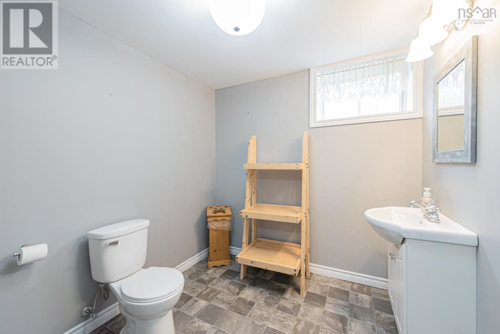 122 Anderson Mountain Road - 35