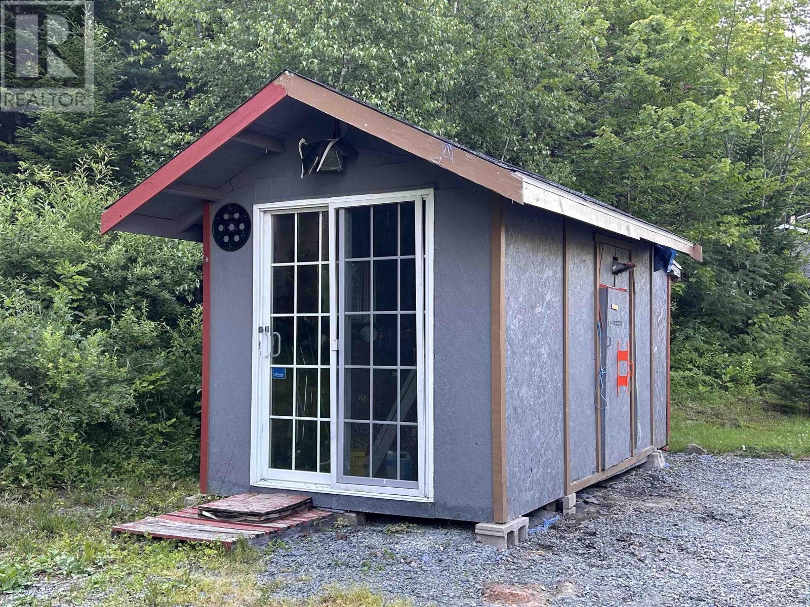 20 Quarry Road - 23
