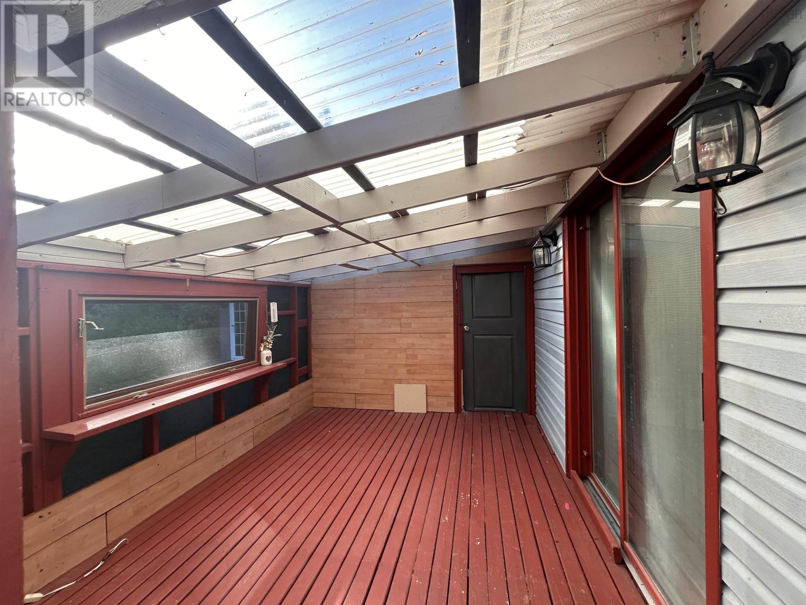 20 Quarry Road - 22