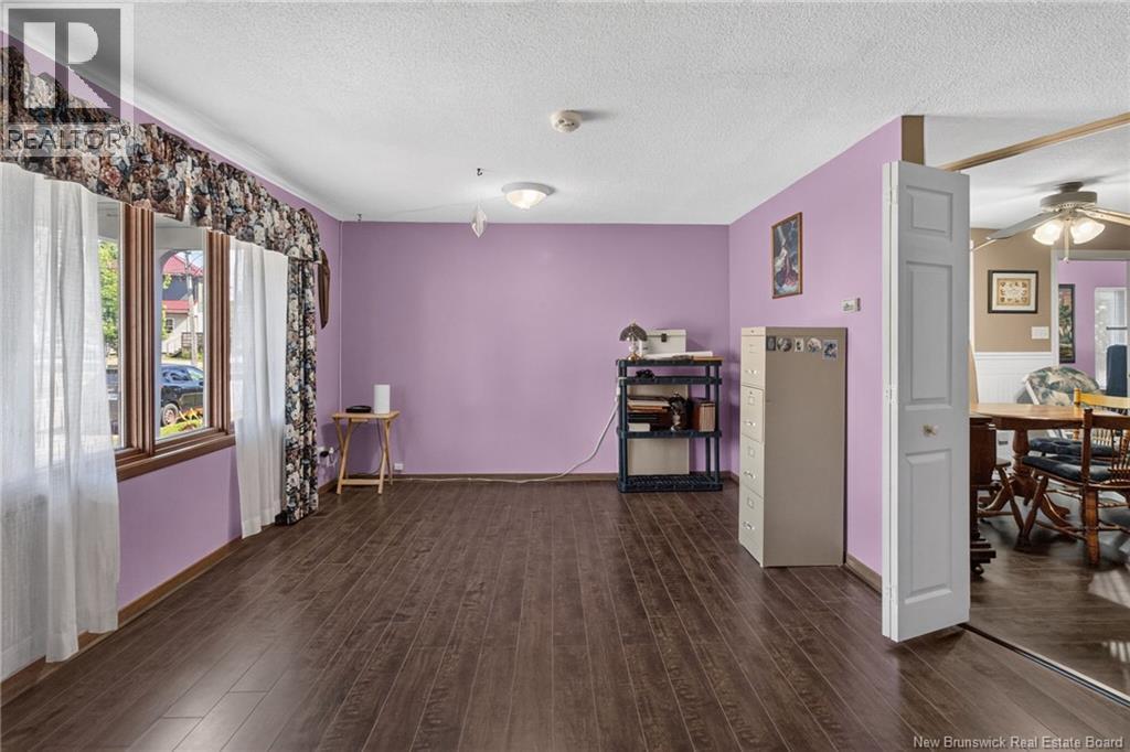 18 Atkinson Avenue - Image 15