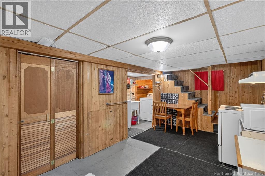 18 Atkinson Avenue - Image 36