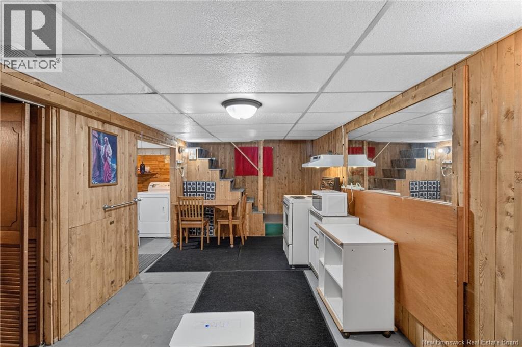 18 Atkinson Avenue - Image 37