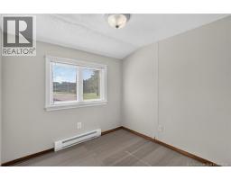 18 Atkinson Avenue, photo 22