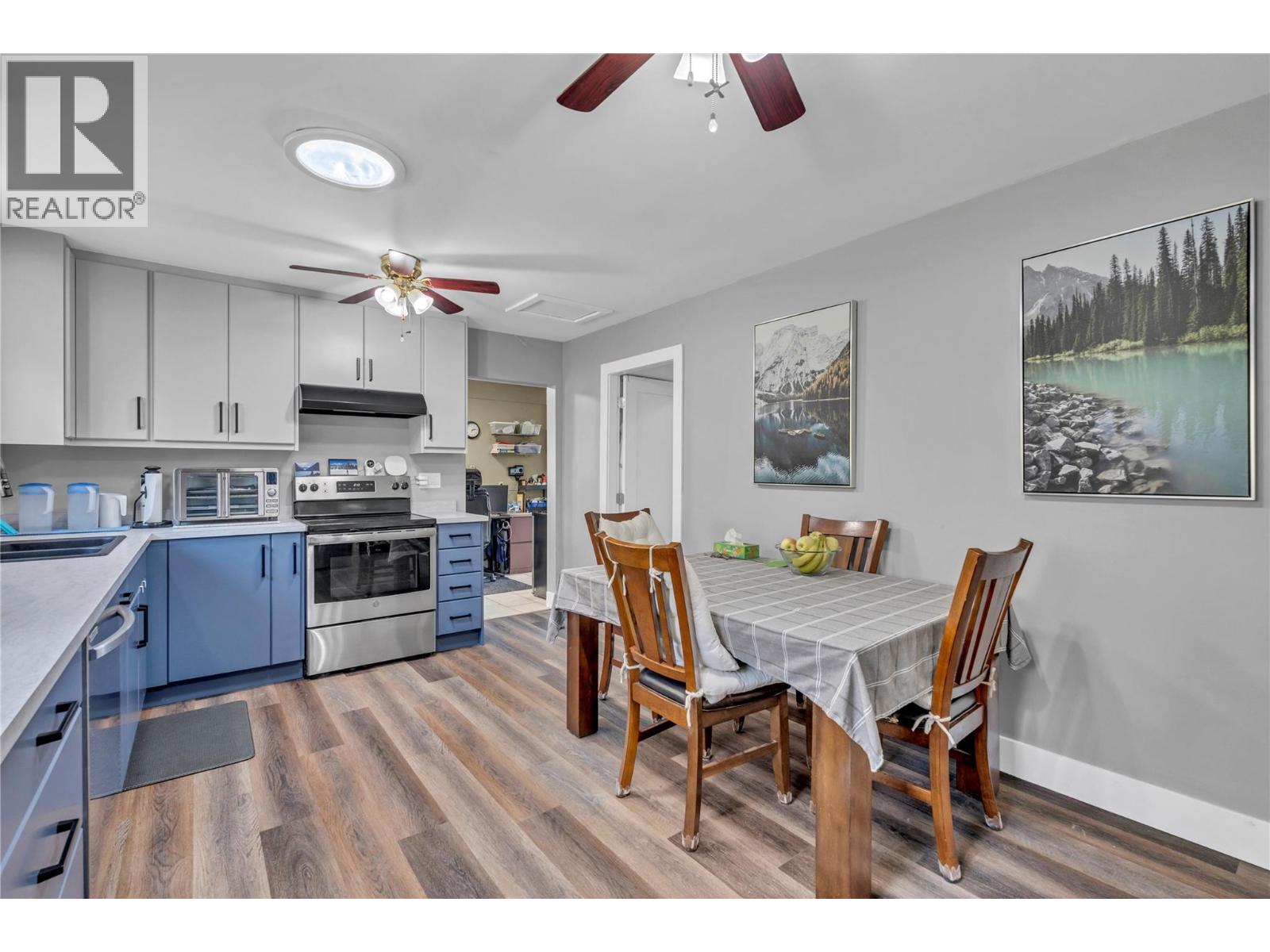 2527 UPPER BENCH Road - 11