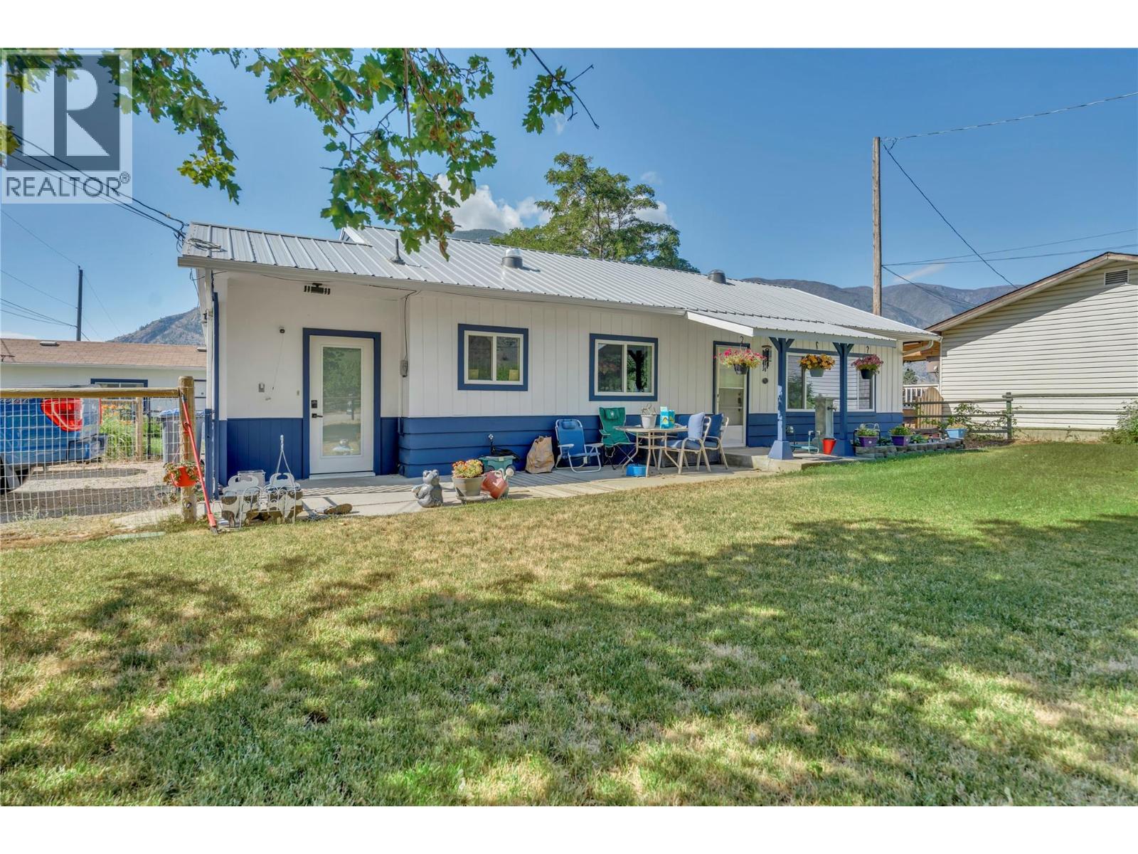 2527 UPPER BENCH Road - 2