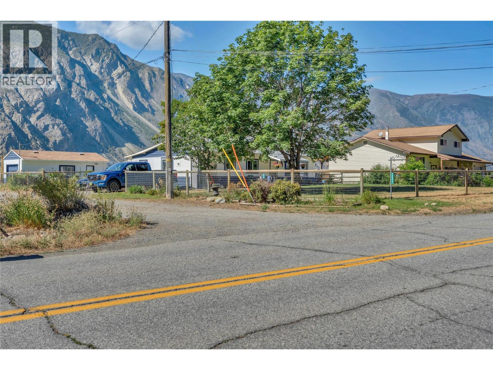 2527 UPPER BENCH Road - 16