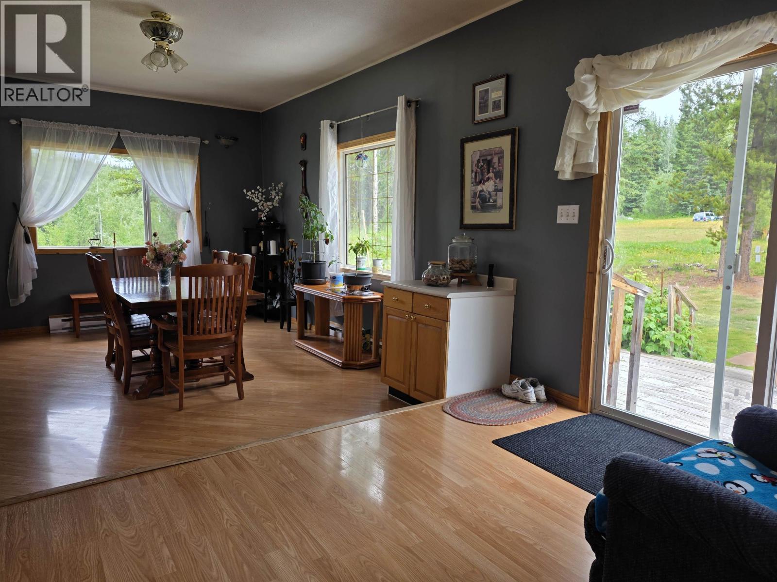 30146 MEANWHILE Road, Topley