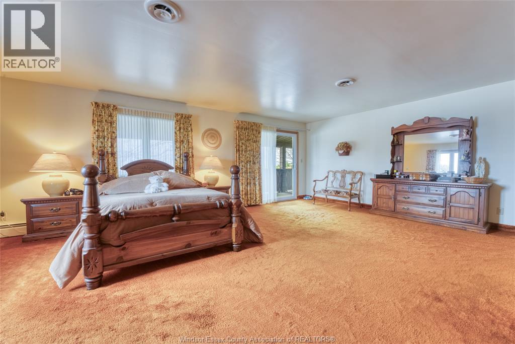 194 RIVERSIDE ROAD - 33