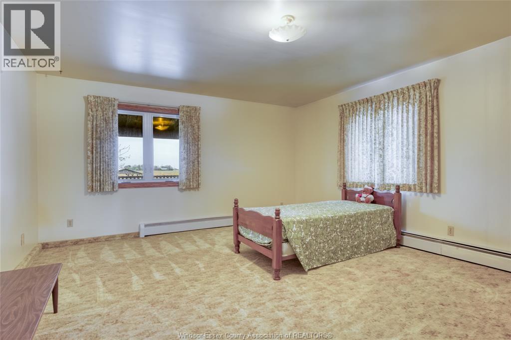 194 RIVERSIDE ROAD - 35