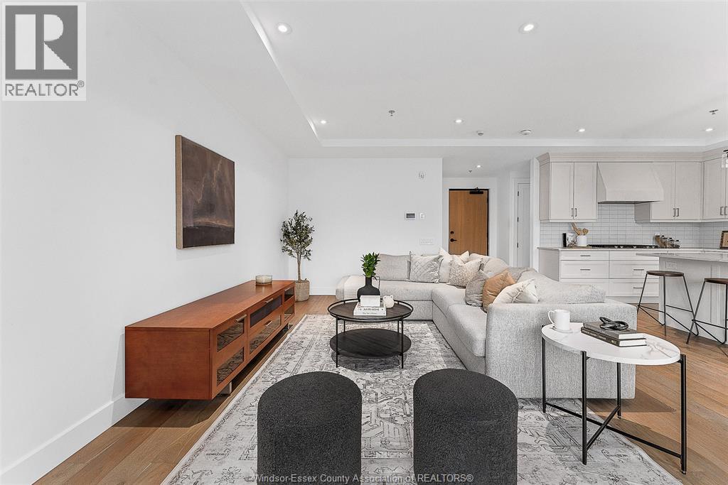 #305 14400 TECUMSEH ROAD East - 10