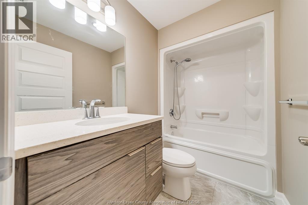 #405 955 OUELLETTE AVENUE - 18