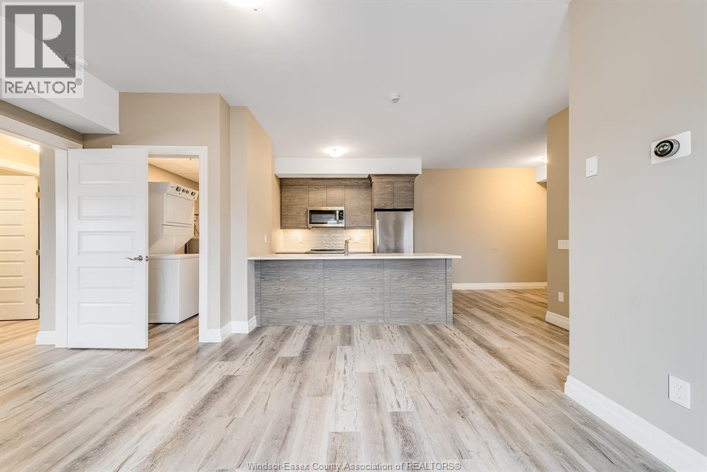 #405 955 OUELLETTE AVENUE - 9