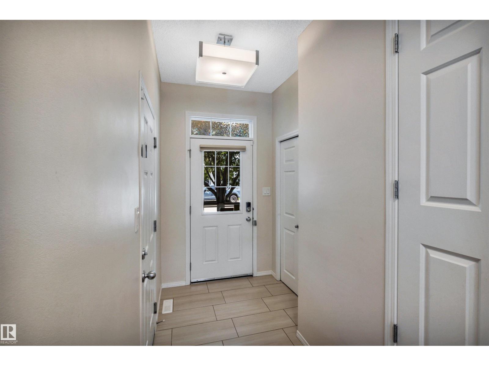 6012 214 ST NW - 3