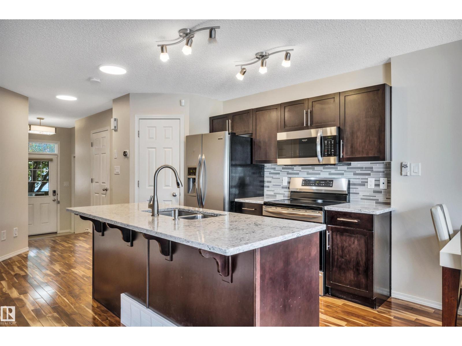 6012 214 ST NW - 7