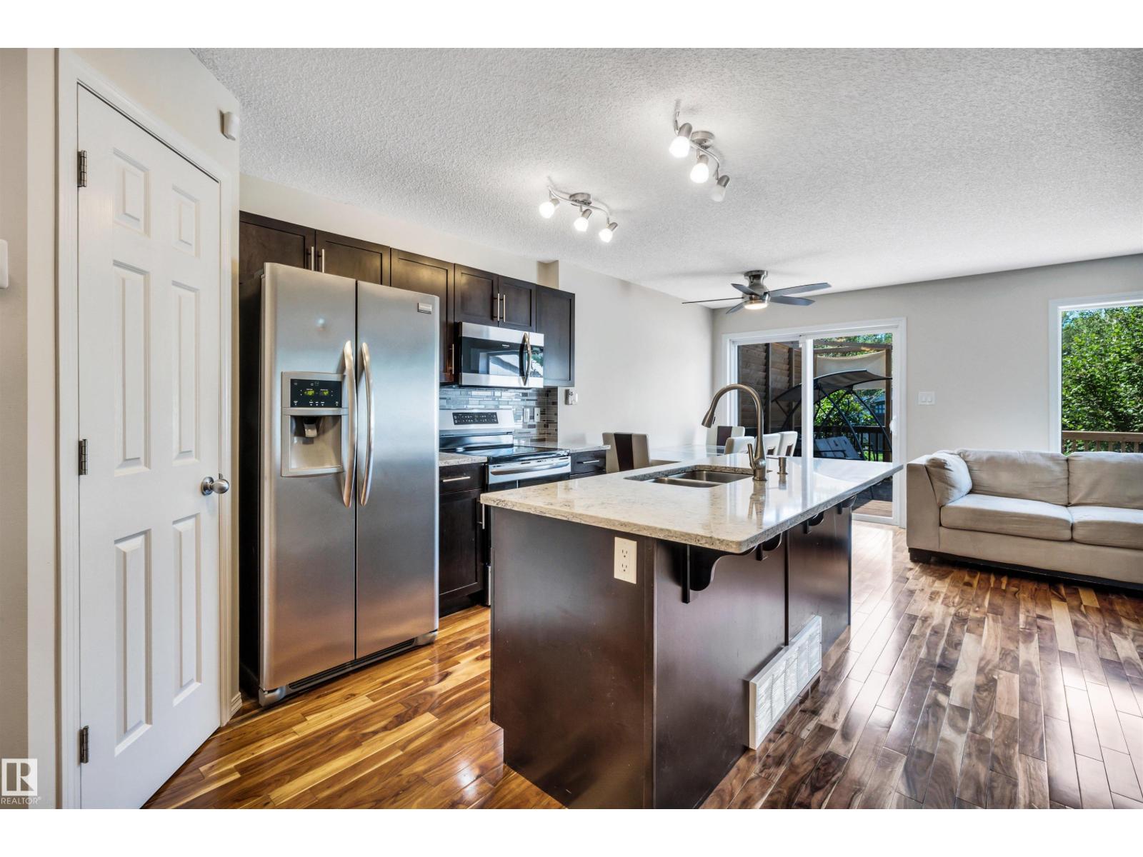 6012 214 ST NW - 5