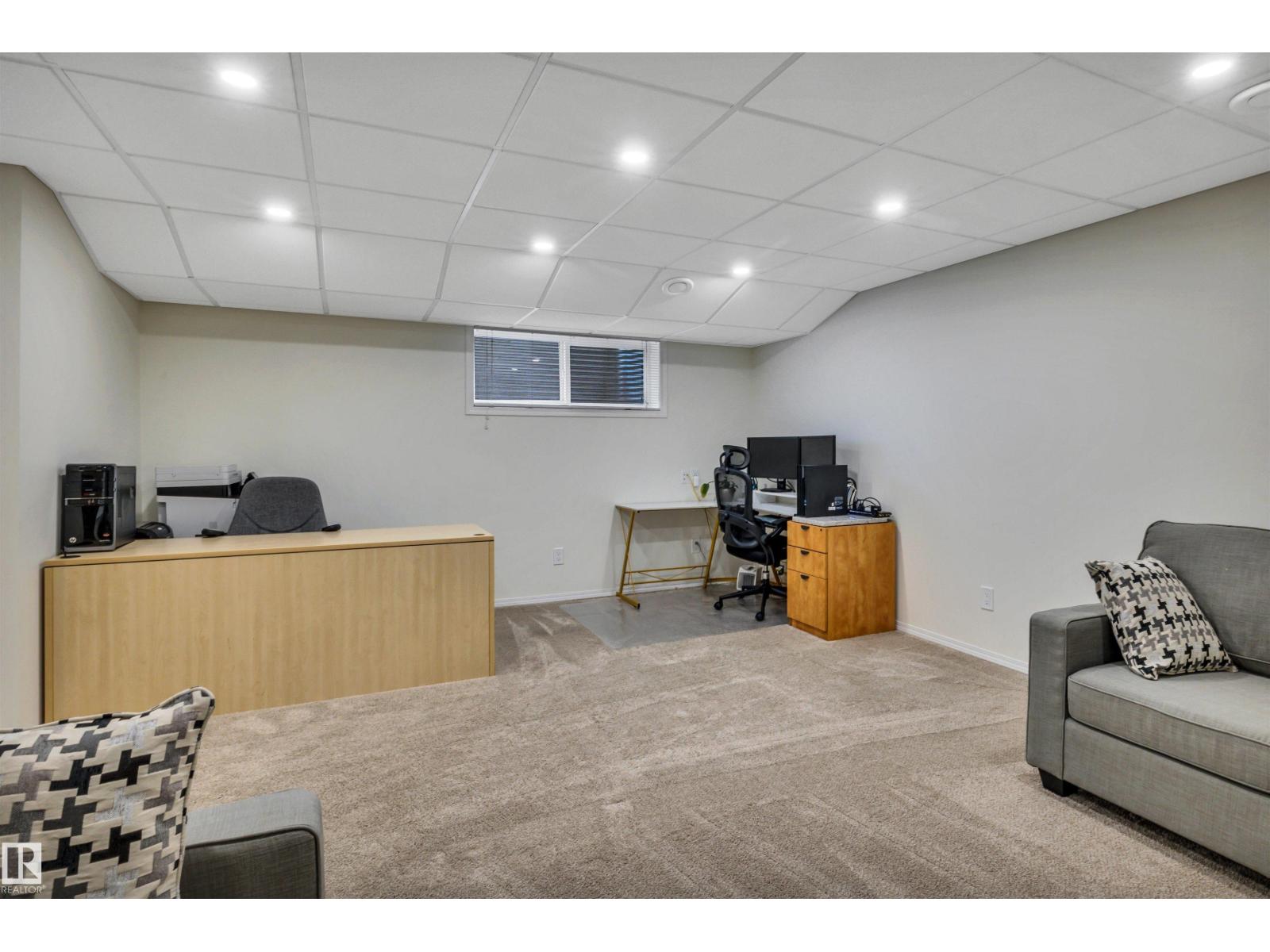 6012 214 ST NW - 31