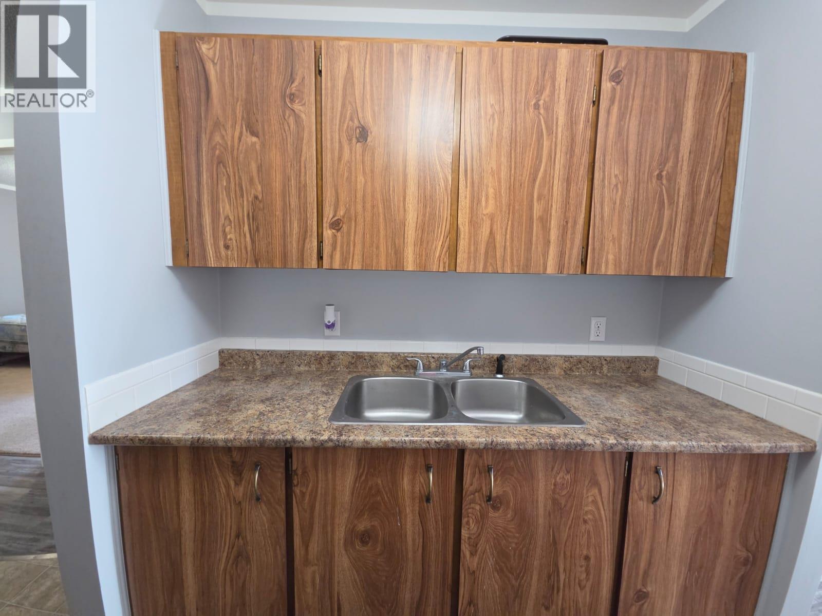 #205 212 Spieker Avenue - 9