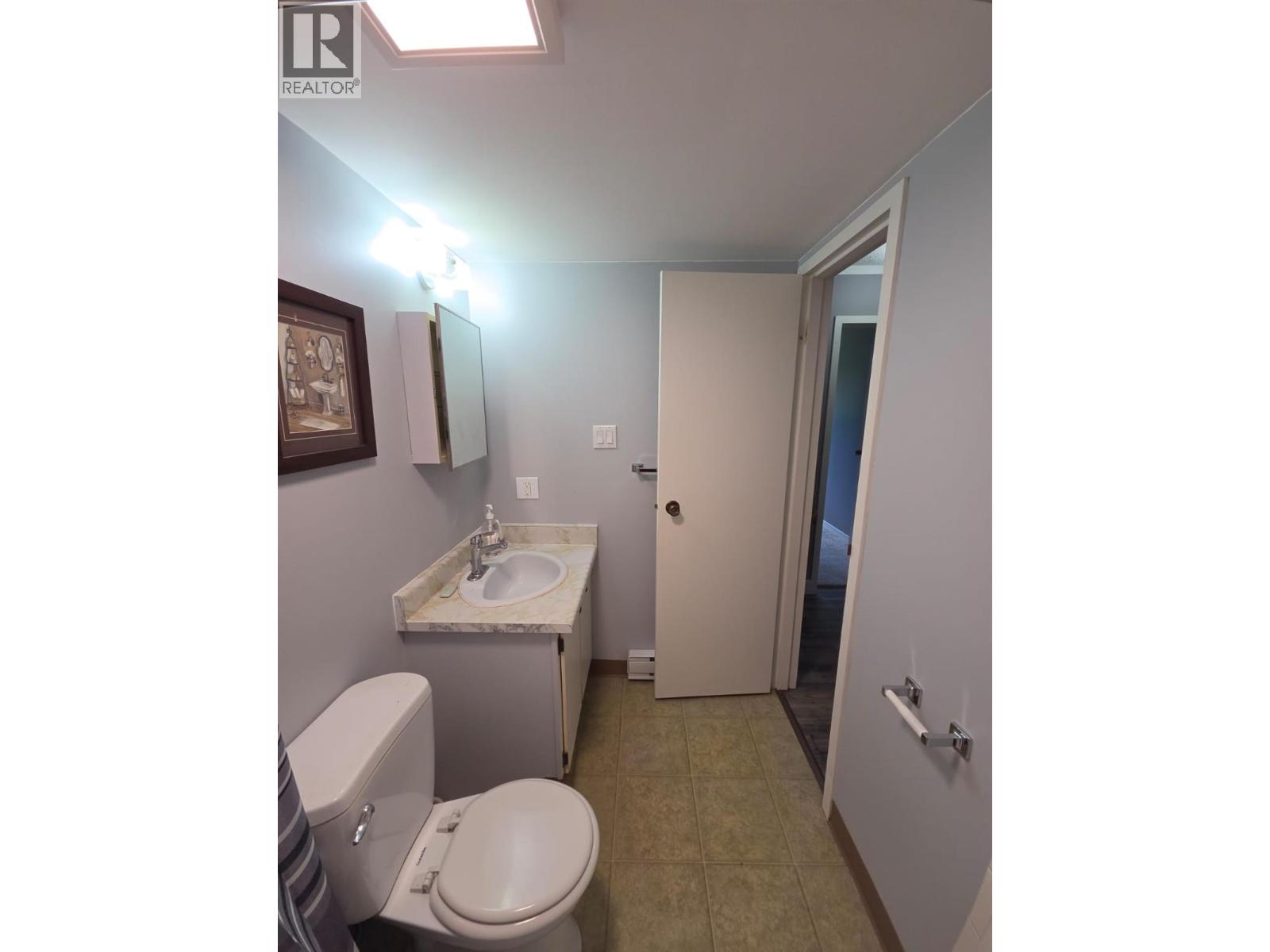#205 212 Spieker Avenue - Image 24