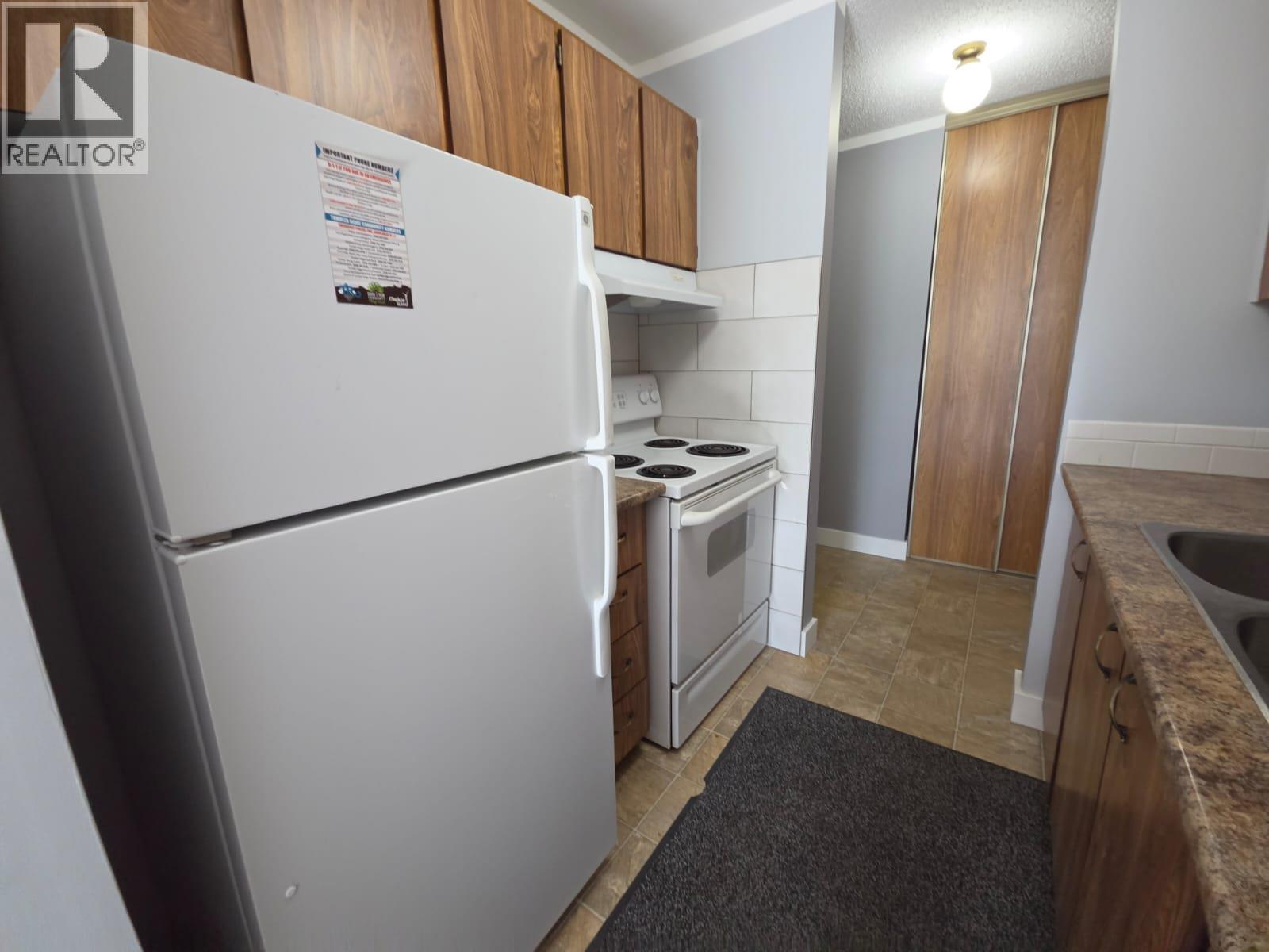 #205 212 Spieker Avenue - 12