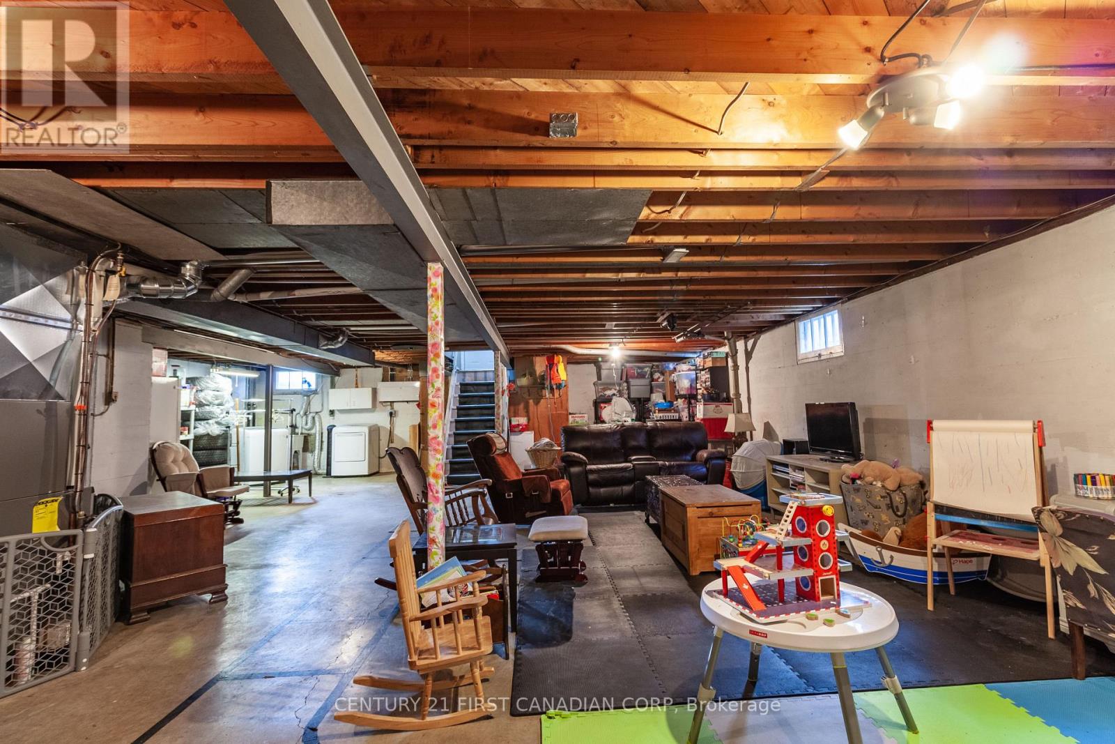 1721 MOFFATT AVENUE - 39
