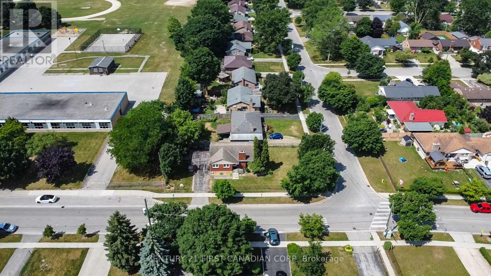 1721 MOFFATT AVENUE - 45
