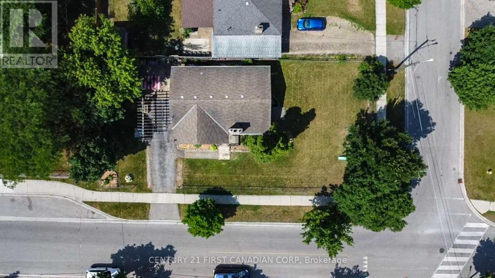 1721 MOFFATT AVENUE - 47