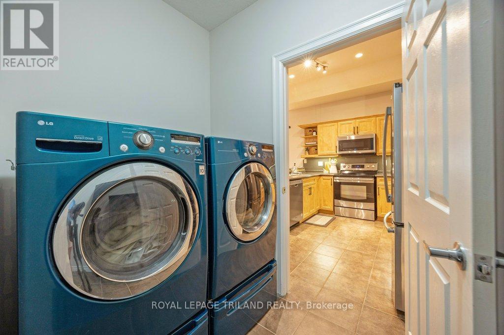 #67 70 TANOAK DRIVE - 18