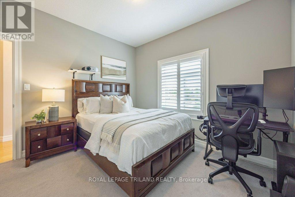 #67 70 TANOAK DRIVE - 21