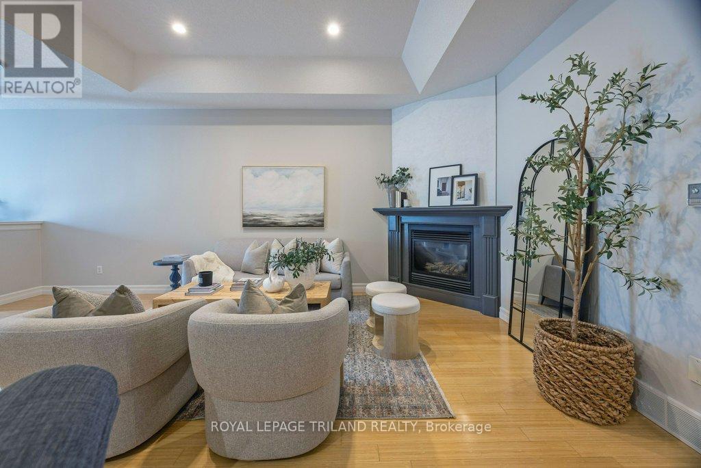 #67 70 TANOAK DRIVE - 9