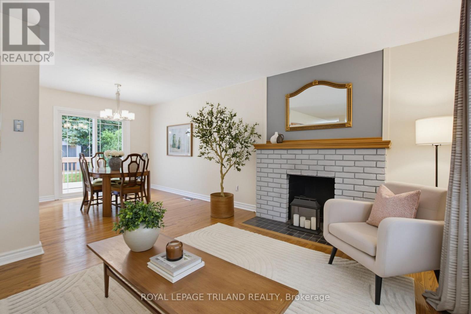 203 TAVISTOCK ROAD - 12