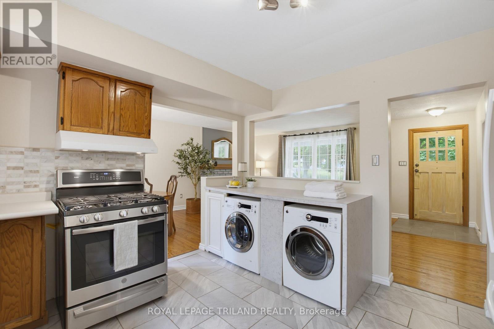 203 TAVISTOCK ROAD - 17