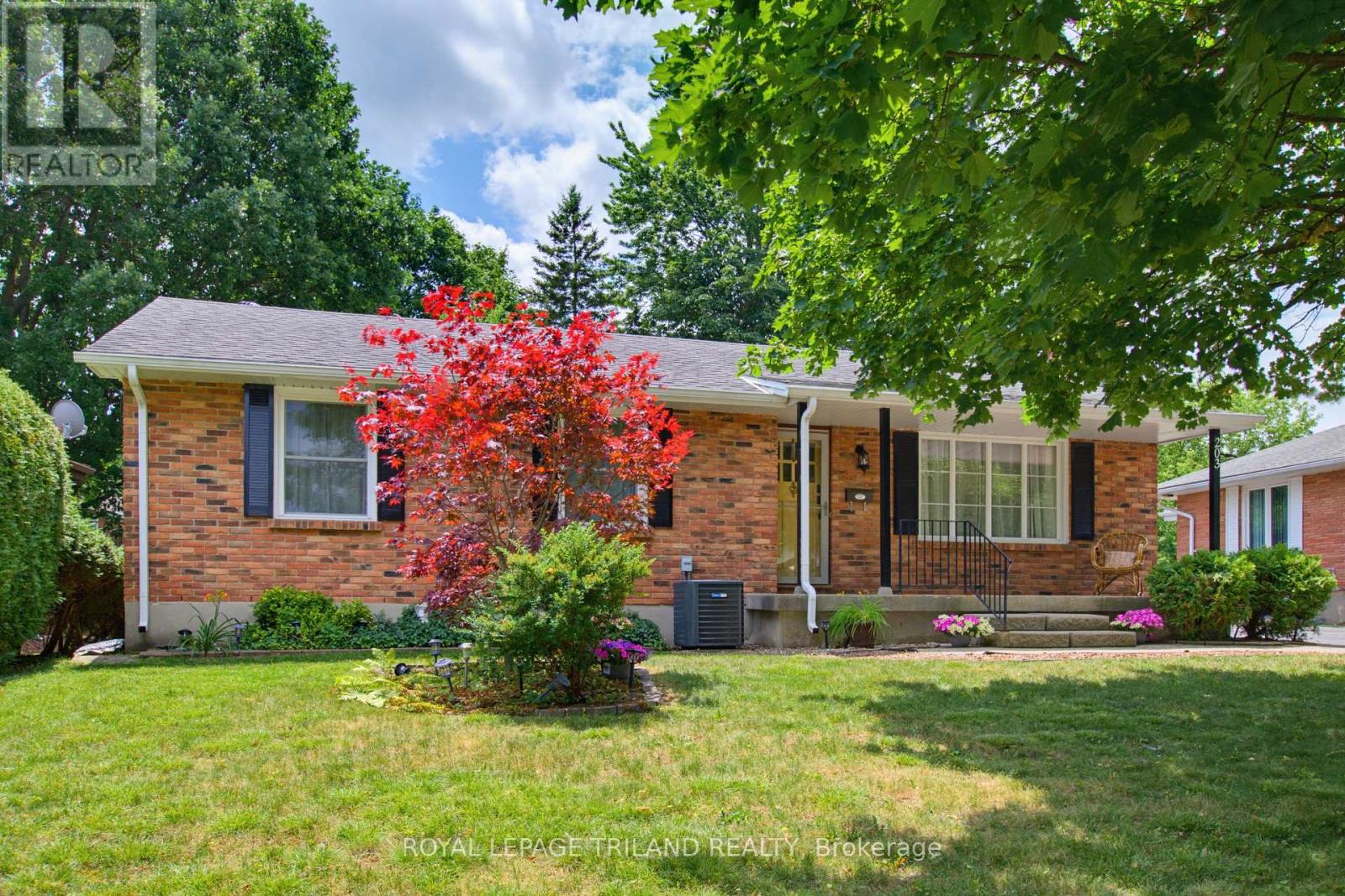 203 TAVISTOCK ROAD - 5