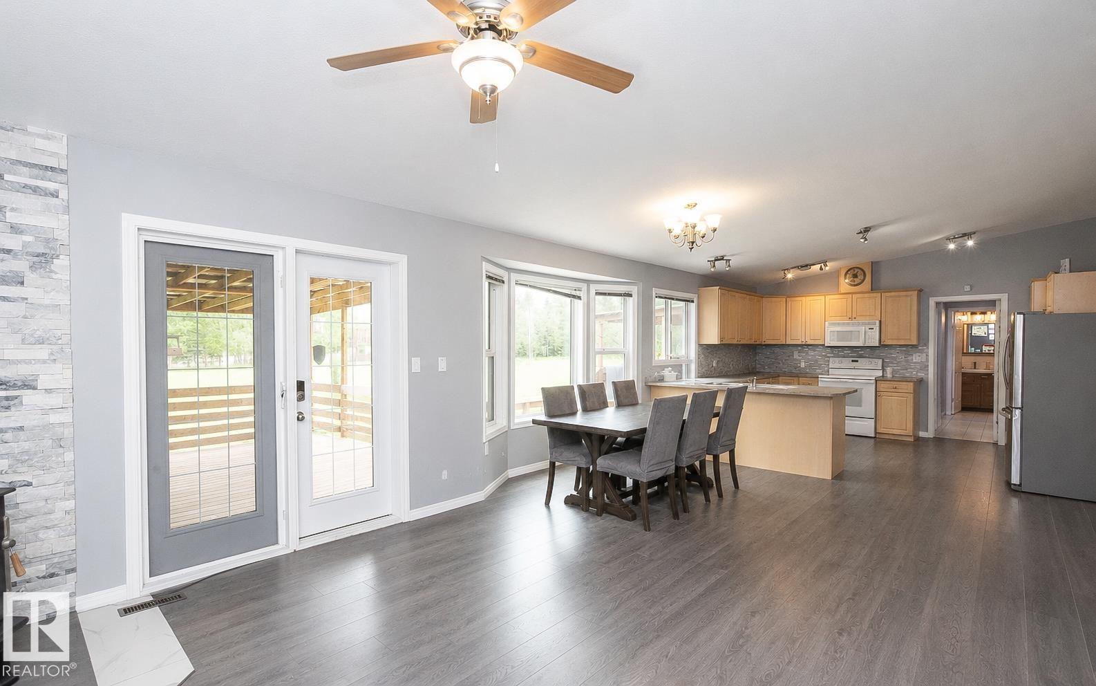 209 5128 Highway 18 - 42