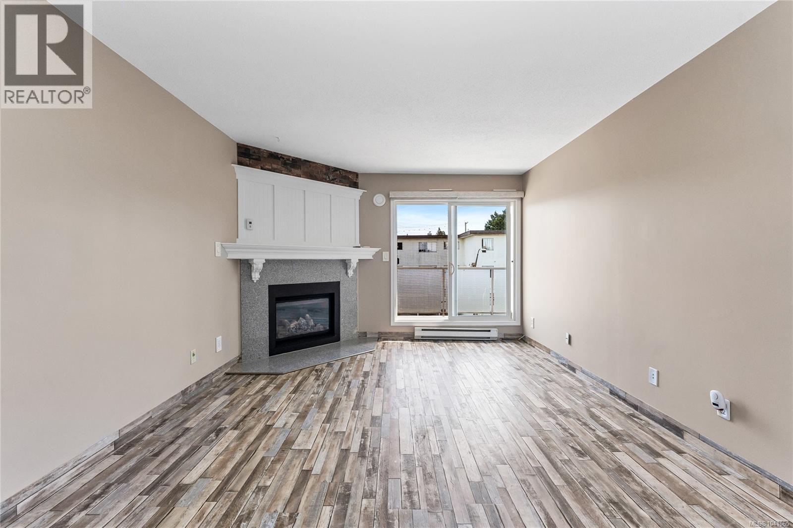 409 2529 Wark Street, Victoria