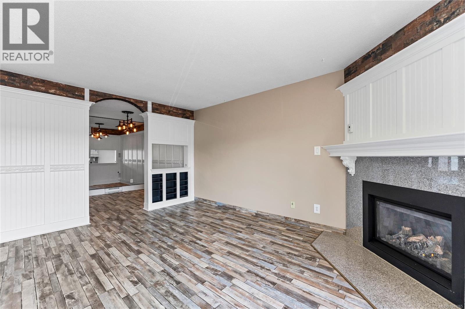 409 2529 Wark Street, Victoria