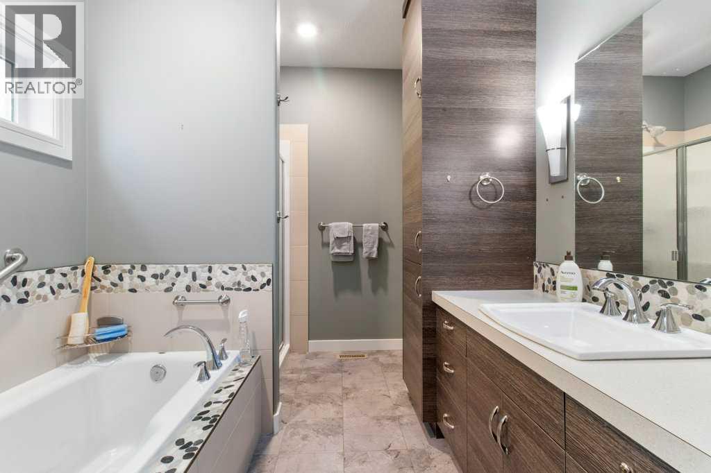 12 Beardsley Crescent - 17