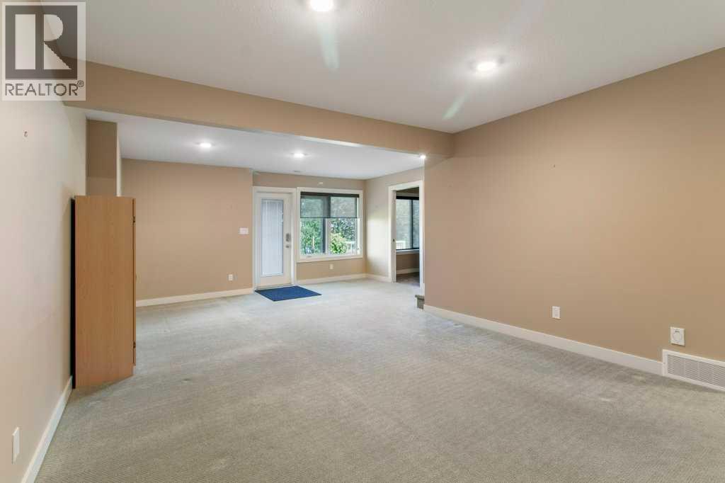 12 Beardsley Crescent - 22